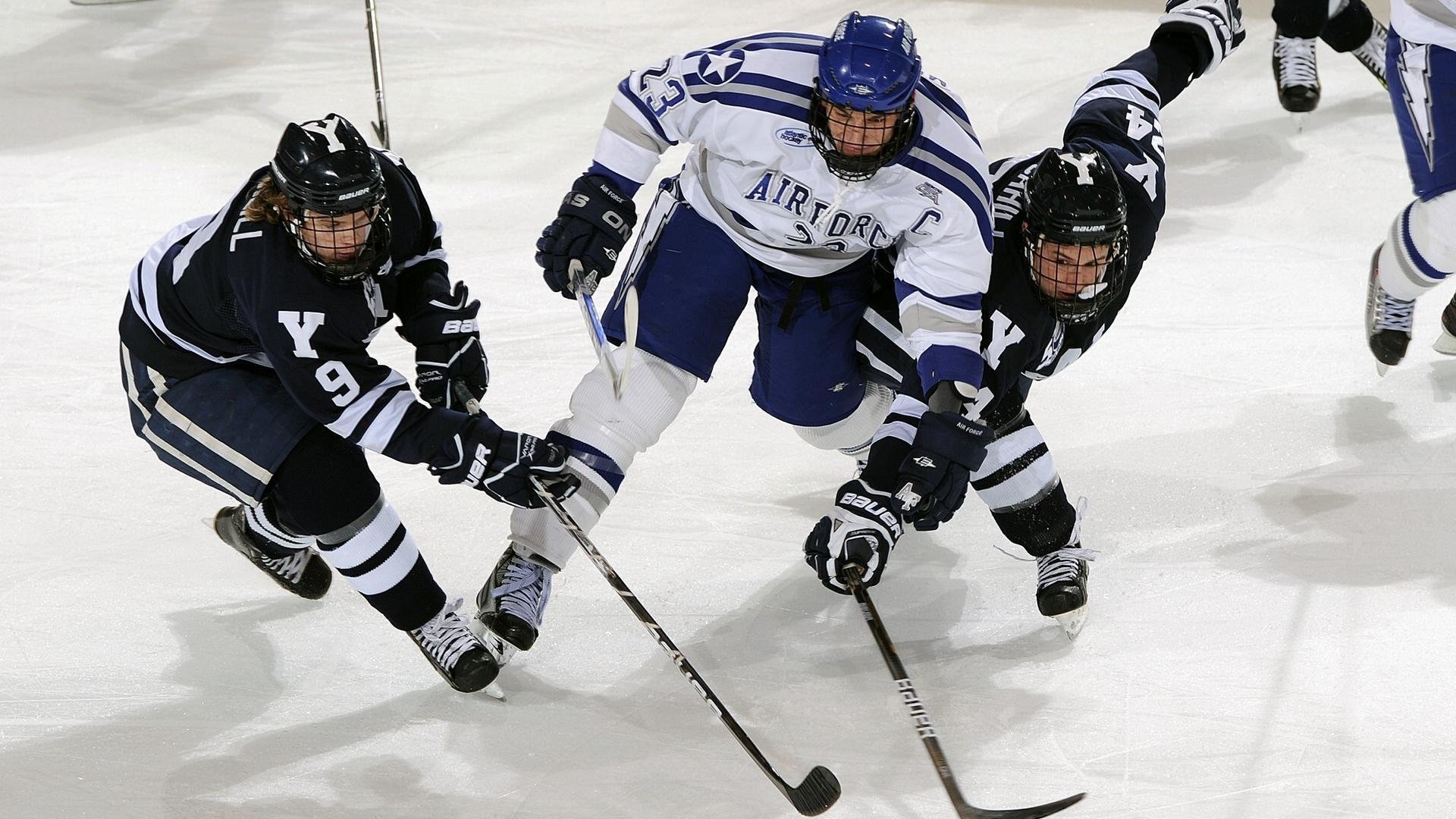 JiuyouAPP下载-《英雄联盟》“全球预选”开启，高手云集“巅峰对决”！